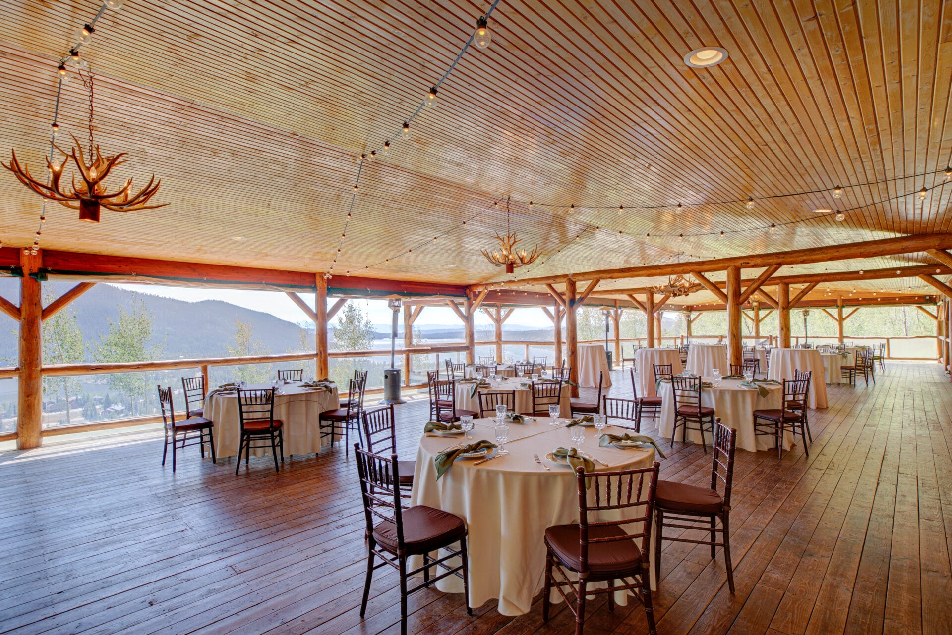 Colorado Meetings + Events Magazine Features Grand Lake Lodge