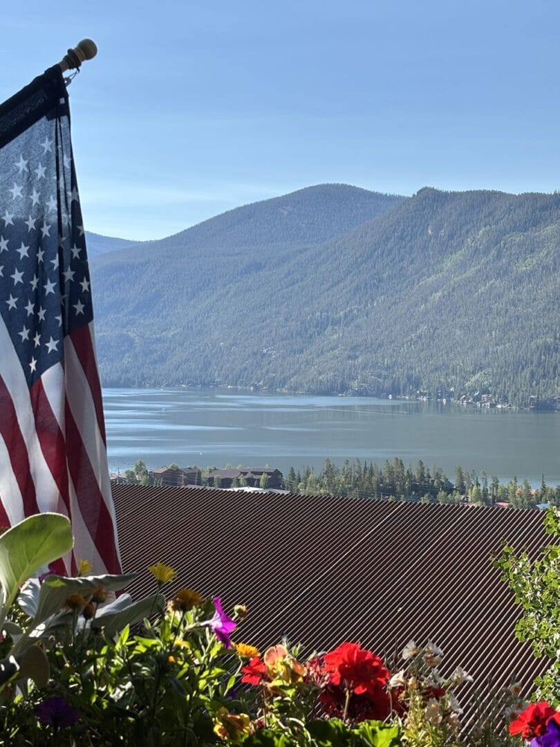 Grand Lake Lodge – The Place to Go To Experience Fall Colors In Grand Lake